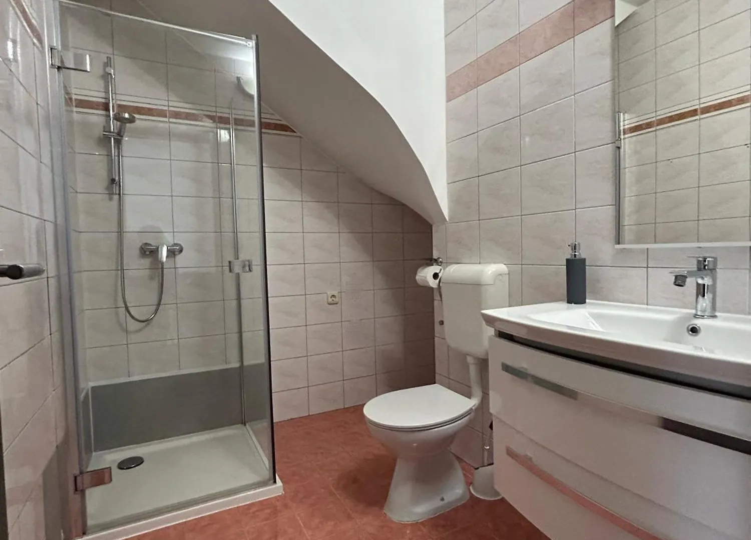Jela Apartment With A Big Balcony Pula 0*,